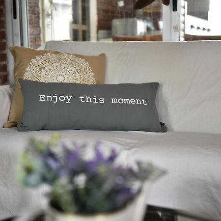 Bernie'S Bed & Breakfast , A 3 Kilometros Del Aerop Ezeiza, Van ,In-Out, Free Ezeiza Airport Extérieur photo