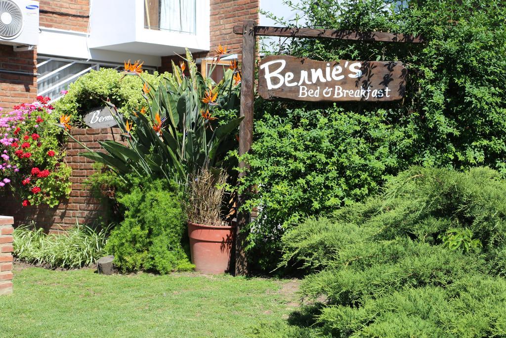 Bernie'S Bed & Breakfast , A 3 Kilometros Del Aerop Ezeiza, Van ,In-Out, Free Ezeiza Airport Extérieur photo