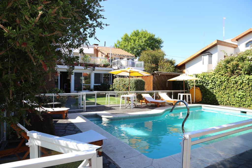Bernie'S Bed & Breakfast , A 3 Kilometros Del Aerop Ezeiza, Van ,In-Out, Free Ezeiza Airport Extérieur photo