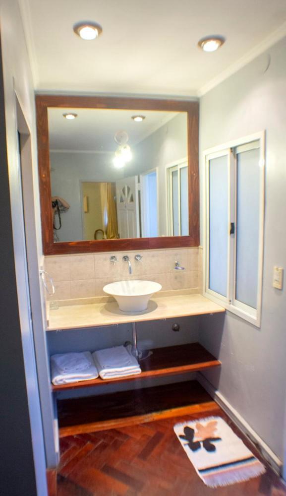 Bernie'S Bed & Breakfast , A 3 Kilometros Del Aerop Ezeiza, Van ,In-Out, Free Ezeiza Airport Extérieur photo