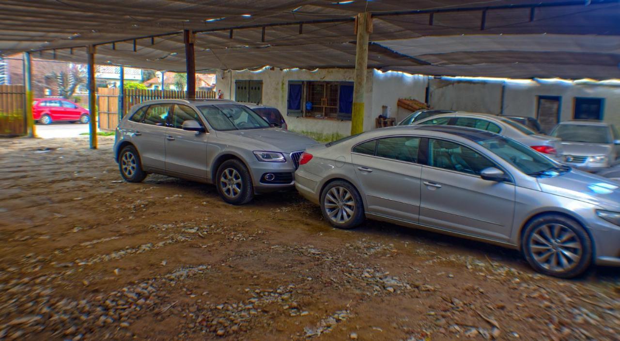 Bernie'S Bed & Breakfast , A 3 Kilometros Del Aerop Ezeiza, Van ,In-Out, Free Ezeiza Airport Extérieur photo
