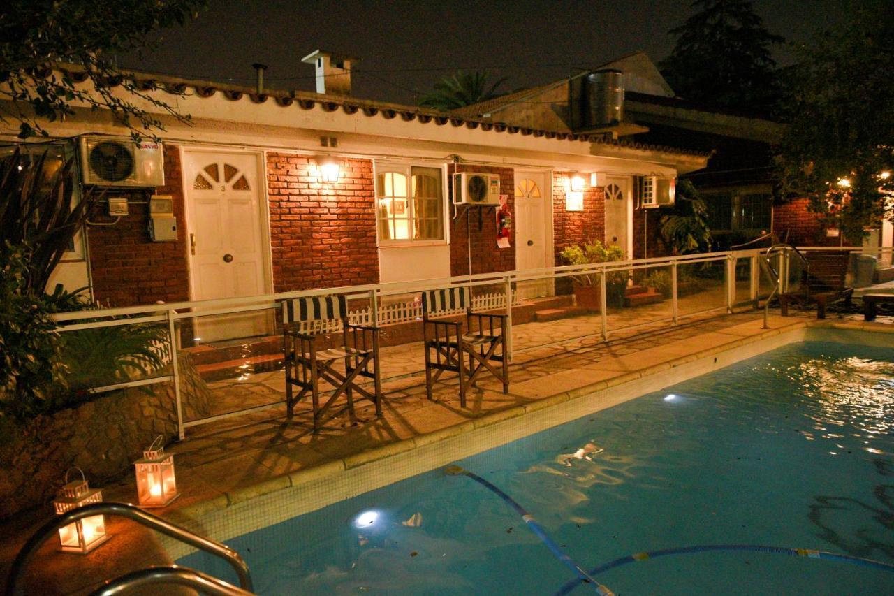 Bernie'S Bed & Breakfast , A 3 Kilometros Del Aerop Ezeiza, Van ,In-Out, Free Ezeiza Airport Extérieur photo