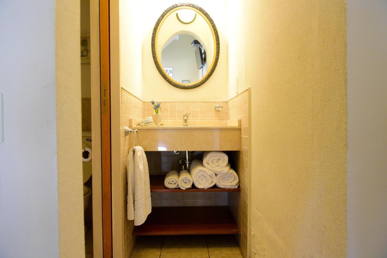 Bernie'S Bed & Breakfast , A 3 Kilometros Del Aerop Ezeiza, Van ,In-Out, Free Ezeiza Airport Extérieur photo